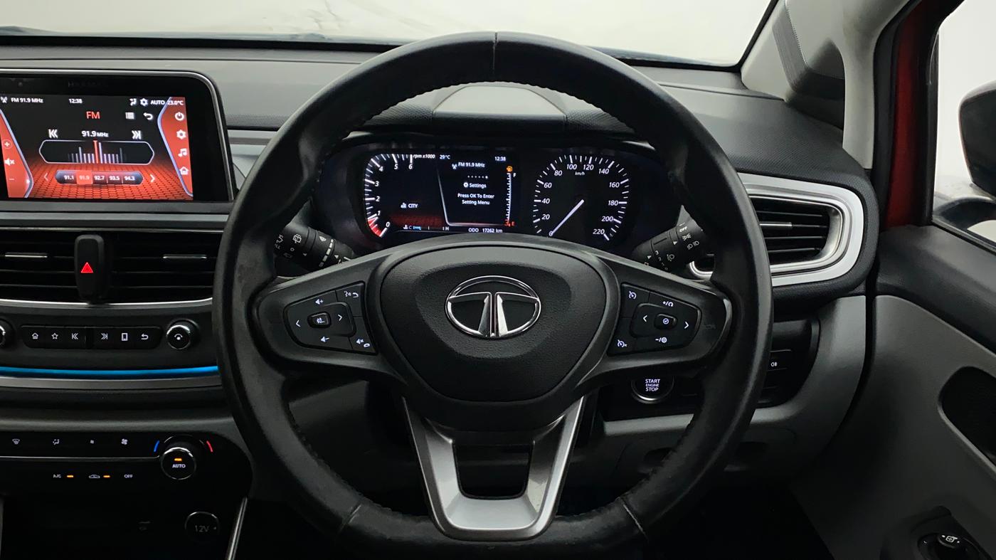 2021 Tata ALTROZ XZ DIESEL, Diesel, Manual, 17,262 km, Steering Wheel Close Up
