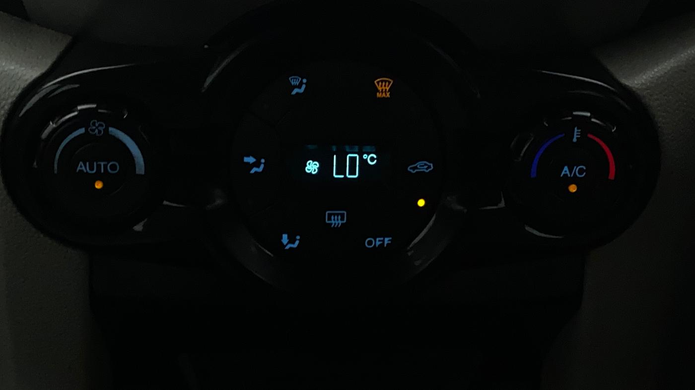 2016 Ford Ecosport TITANIUM 1.5L PETROL, Petrol, Manual, 94,826 km, Automatic Climate Control