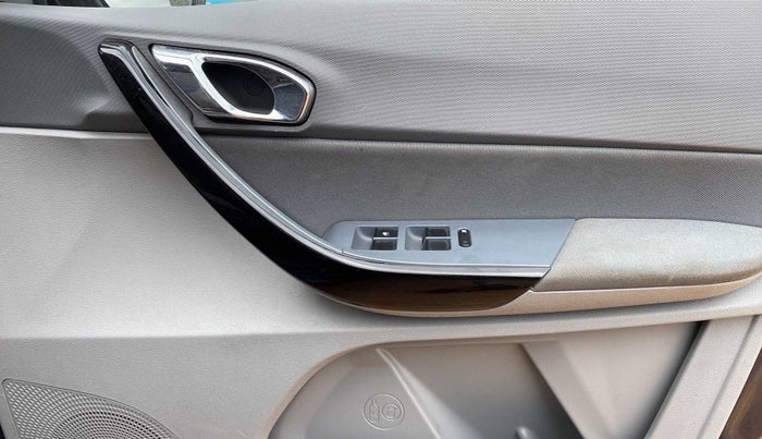 2020 Tata TIGOR XZ PLUS PETROL, Petrol, Manual, 27,603 km, Driver Side Door Panels Control