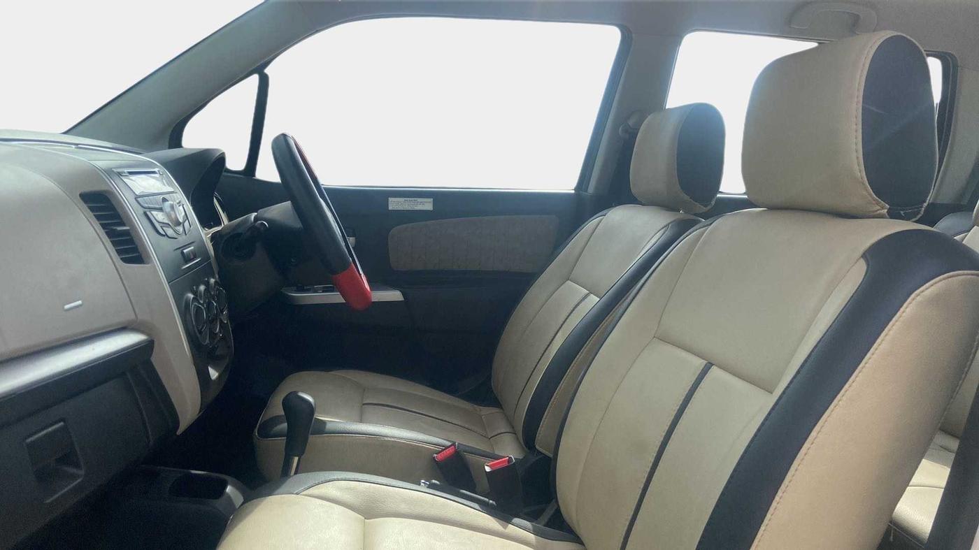 2016 Maruti Wagon R 1.0 VXI AMT, Petrol, Automatic, 23,912 km, Right Side Front Door Cabin