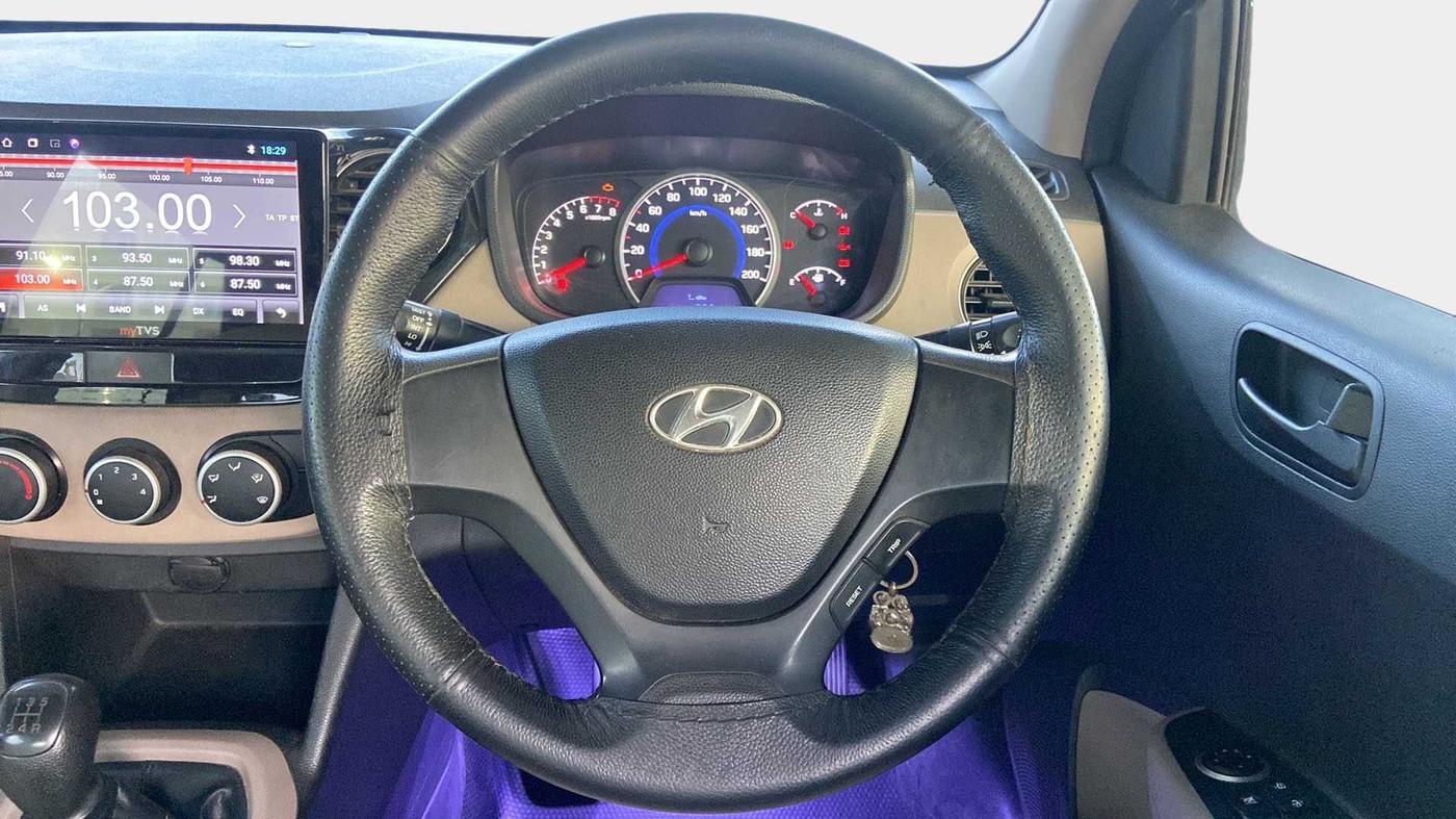 2014 Hyundai Grand i10 MAGNA 1.2 KAPPA VTVT, Petrol, Manual, 93,584 km, Steering Wheel Close Up