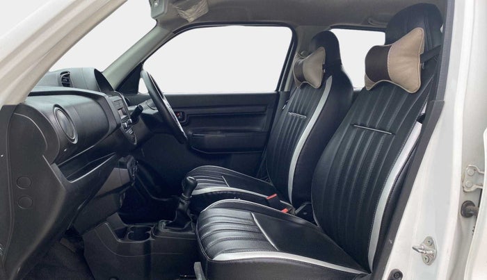 2020 Maruti S PRESSO VXI CNG, CNG, Manual, 41,534 km, Right Side Front Door Cabin