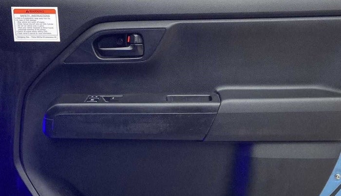 2021 Maruti New Wagon-R LXI CNG 1.0, CNG, Manual, 44,215 km, Driver Side Door Panels Control