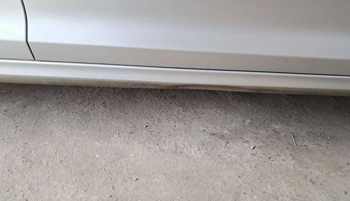 2018 Hyundai Verna 1.6 VTVT SX O, Petrol, Manual, 61,022 km, Right running board - Slightly dented