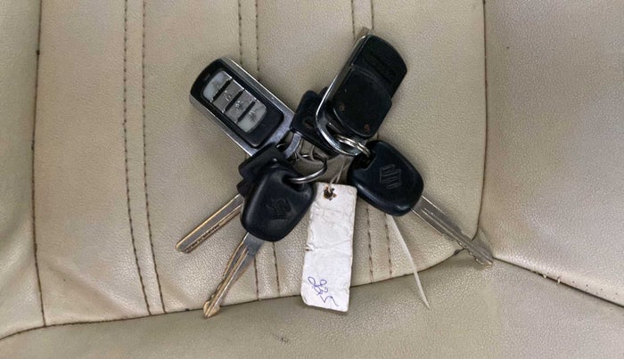 2018 Maruti Celerio VXI CNG, CNG, Manual, 92,055 km, Key Close Up
