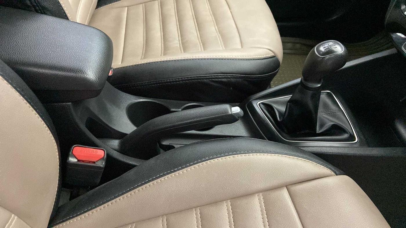 2017 Hyundai Elite i20 MAGNA 1.2, Petrol, Manual, 62,492 km, Gear Lever