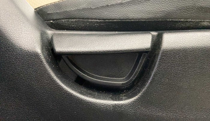 2019 Hyundai NEW SANTRO MAGNA CNG, CNG, Manual, 75,012 km, Driver Side Adjustment Panel