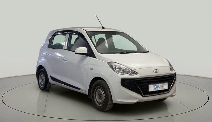 2019 Hyundai NEW SANTRO MAGNA CNG, CNG, Manual, 75,012 km, Right Front Diagonal