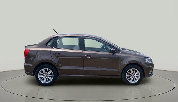 2017 Volkswagen Ameo HIGHLINE PLUS 1.5L AT 16 ALLOY, Diesel, Automatic, 1,05,039 km, Right Side View