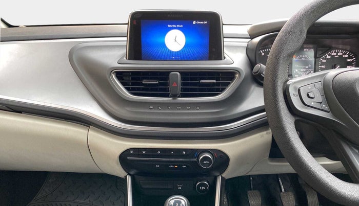 2023 Tata ALTROZ XZ PETROL, Petrol, Manual, 4,247 km, Air Conditioner
