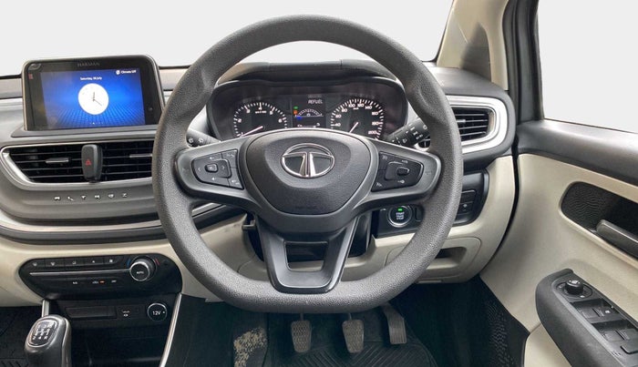2023 Tata ALTROZ XZ PETROL, Petrol, Manual, 4,247 km, Steering Wheel Close Up