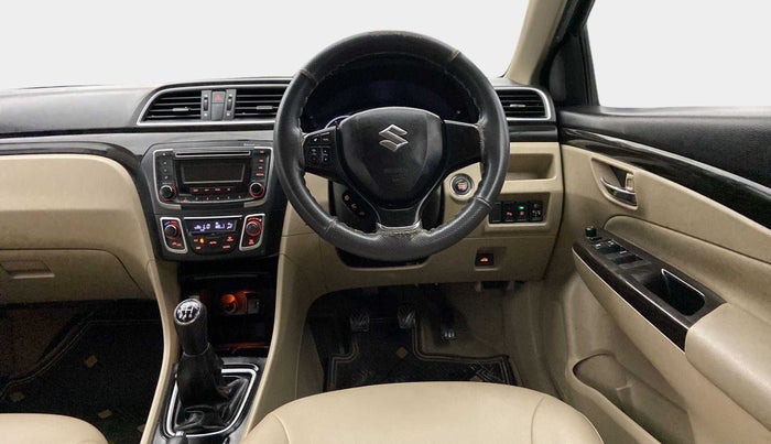 2016 Maruti Ciaz ZXI, Petrol, Manual, 57,286 km, Steering Wheel Close Up