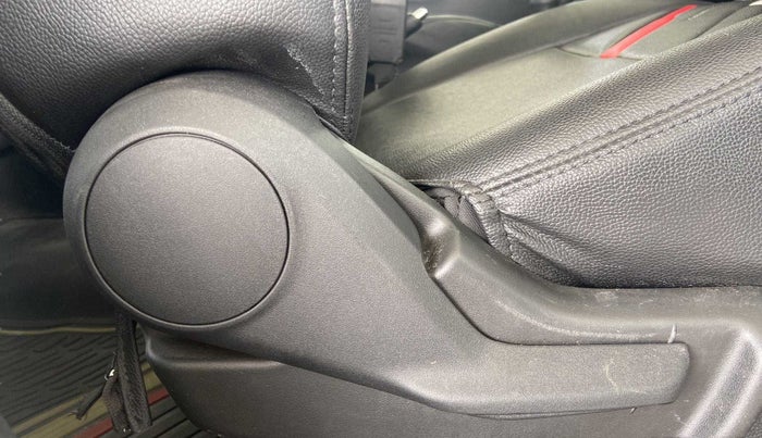 2023 Maruti Celerio VXI, Petrol, Manual, 4,617 km, Driver Side Adjustment Panel