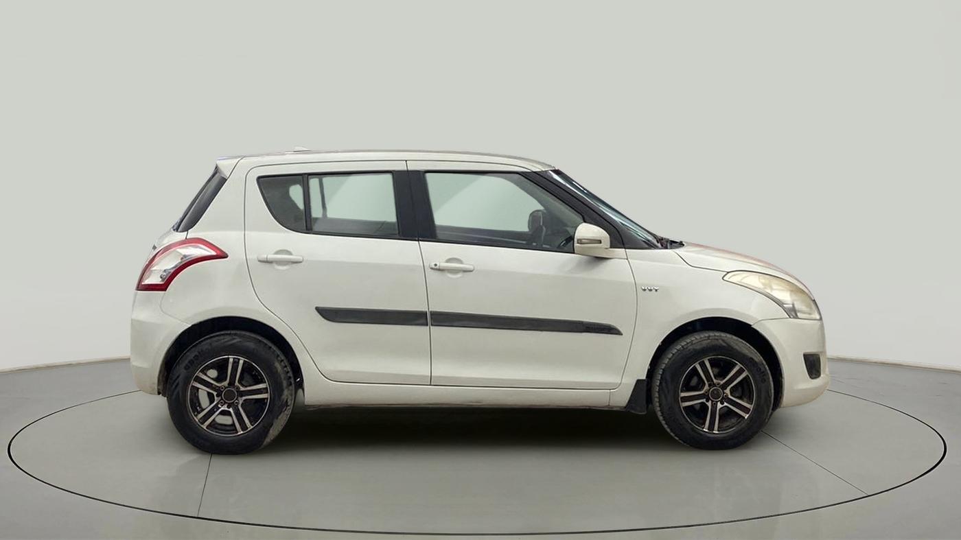 2014 Maruti Swift VXI, Petrol, Manual, 73,317 km, Right Side View