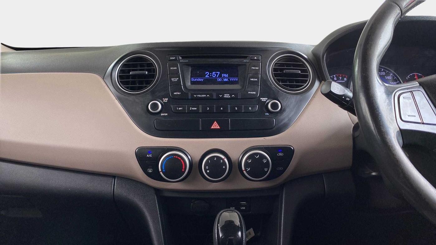 2015 Hyundai Grand i10 ASTA AT 1.2 KAPPA VTVT, Petrol, Automatic, 69,295 km, Air Conditioner