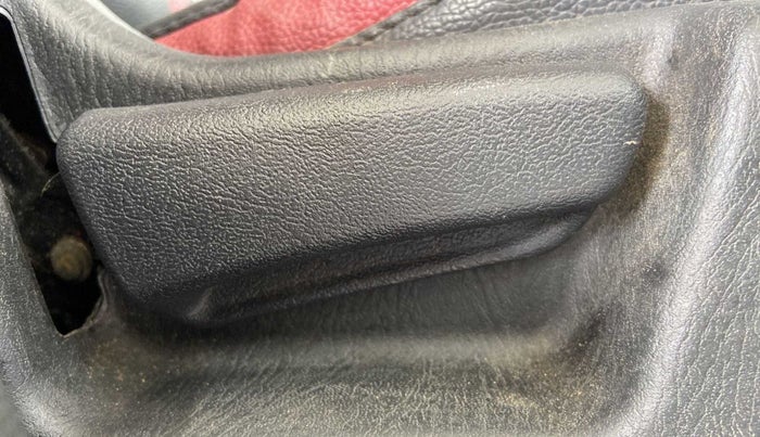 2019 Maruti Alto LXI, Petrol, Manual, 21,169 km, Driver Side Adjustment Panel