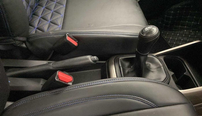 2019 Maruti IGNIS SIGMA 1.2, Petrol, Manual, 20,189 km, Gear Lever