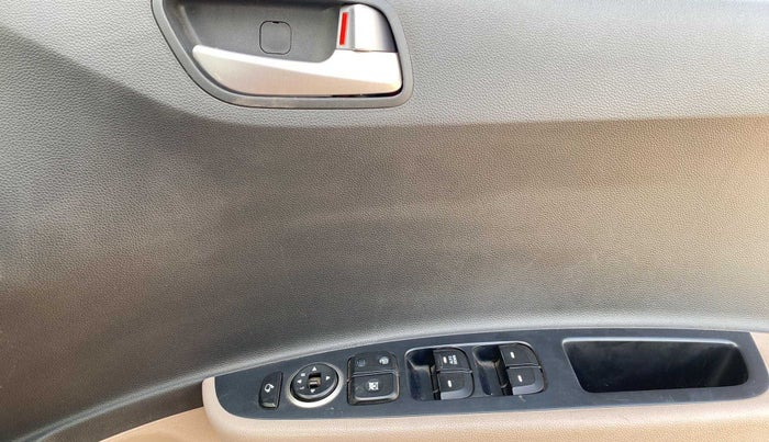 2018 Hyundai Grand i10 ASTA 1.2 KAPPA VTVT, Petrol, Manual, 53,664 km, Driver Side Door Panels Control