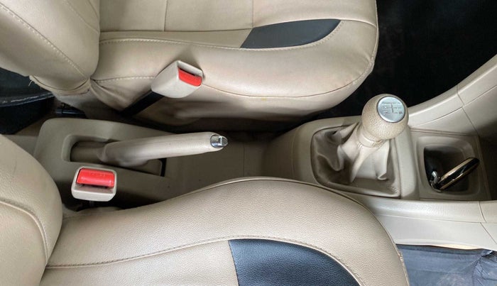 2018 Maruti Ertiga ZXI+, Petrol, Manual, 34,542 km, Gear Lever