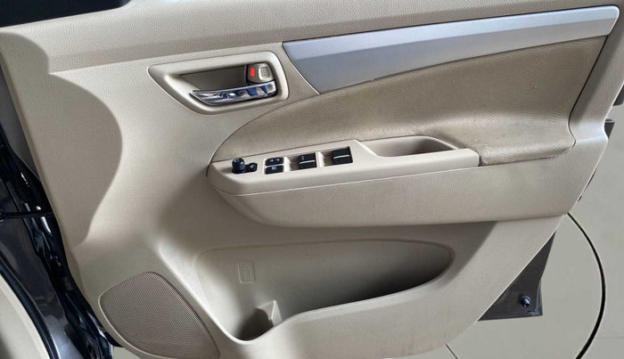 2018 Maruti Ertiga ZXI+, Petrol, Manual, 34,542 km, Driver Side Door Panels Control