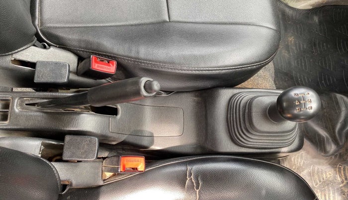 2018 Maruti Eeco 5 STR WITH A/C+HTR, Petrol, Manual, 66,374 km, Gear Lever