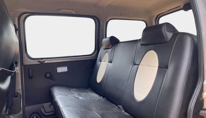 2018 Maruti Eeco 5 STR WITH A/C+HTR, Petrol, Manual, 66,374 km, Right Side Rear Door Cabin