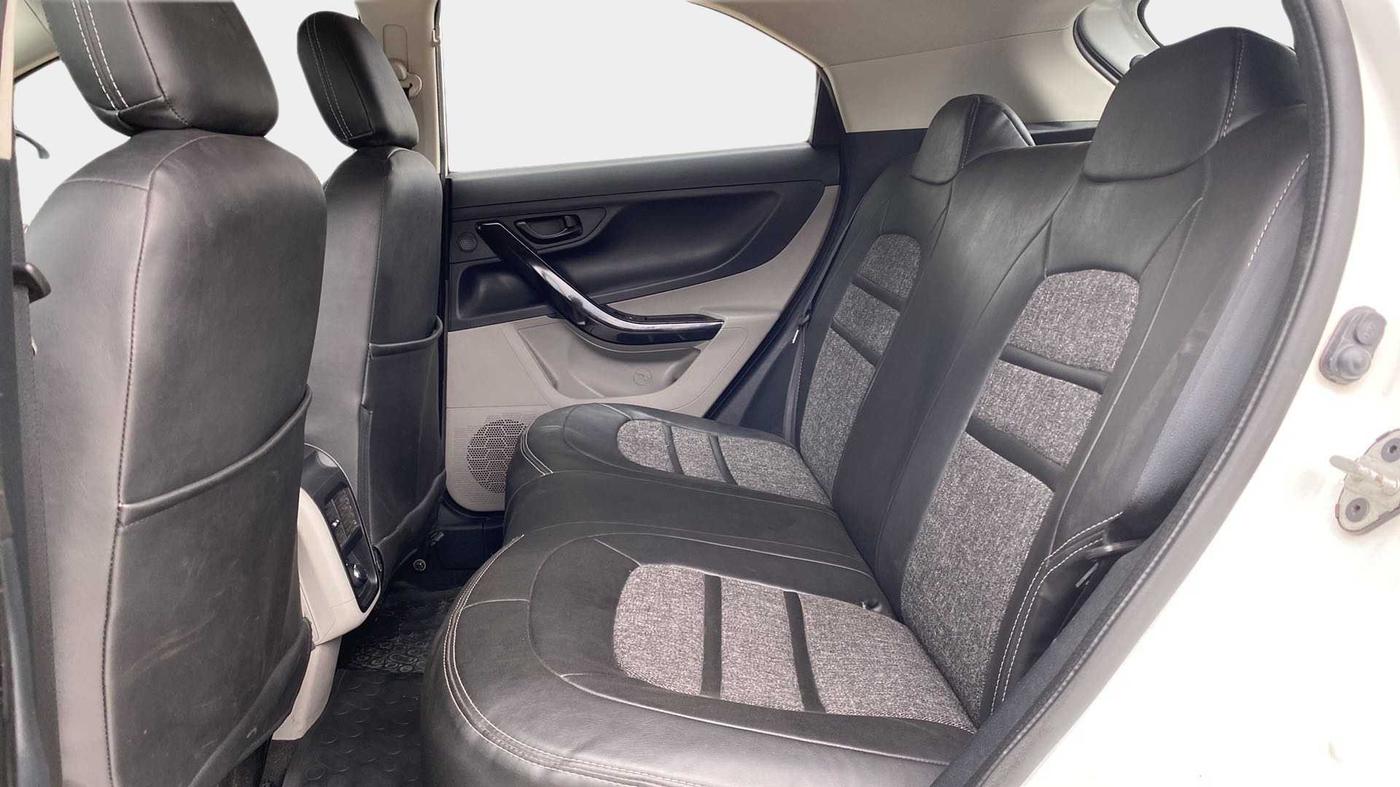 2018 Tata NEXON XT PETROL, Petrol, Manual, 40,602 km, Right Side Rear Door Cabin