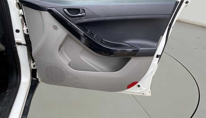 2018 Tata NEXON XT PETROL, Petrol, Manual, 40,602 km, Driver Side Door Panels Control