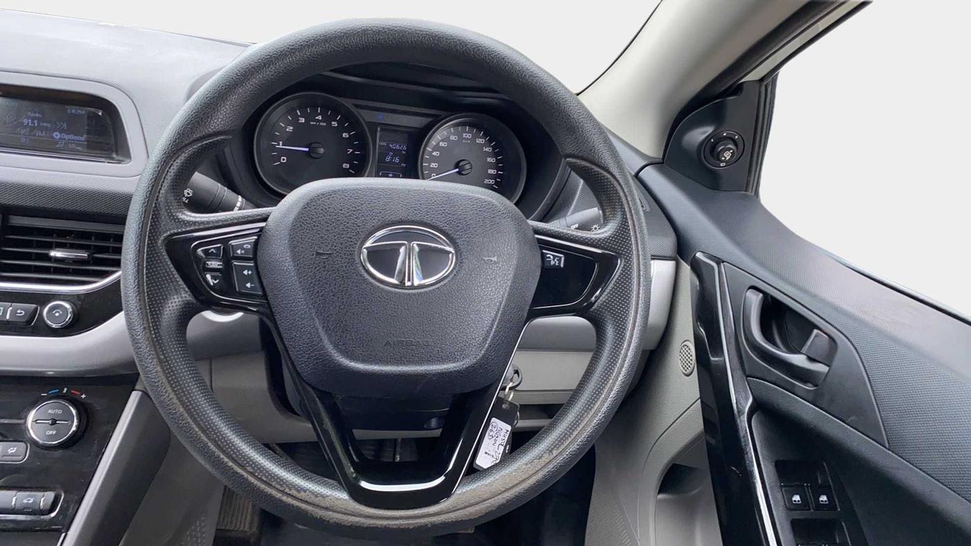 2018 Tata NEXON XT PETROL, Petrol, Manual, 40,602 km, Steering Wheel Close Up
