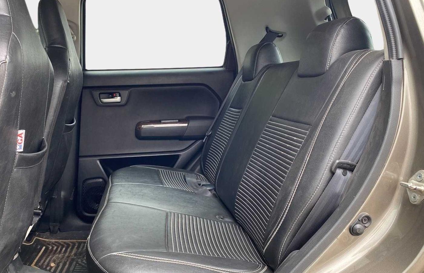 2019 Maruti New Wagon-R ZXI 1.2 AMT, Petrol, Automatic, 71,860 km, Right Side Rear Door Cabin