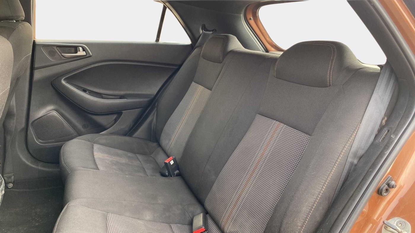 2018 Hyundai i20 Active 1.2 S, Petrol, Manual, 59,374 km, Right Side Rear Door Cabin