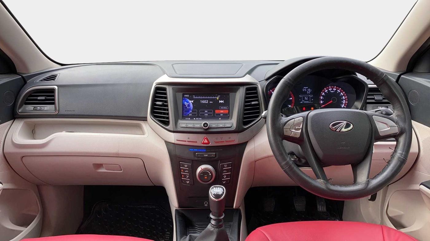 2019 Mahindra XUV300 W6 1.5 DIESEL, Diesel, Manual, 59,050 km, Dashboard
