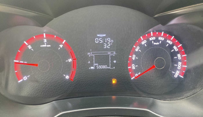 2019 Mahindra XUV300 W6 1.5 DIESEL, Diesel, Manual, 59,050 km, Odometer Image