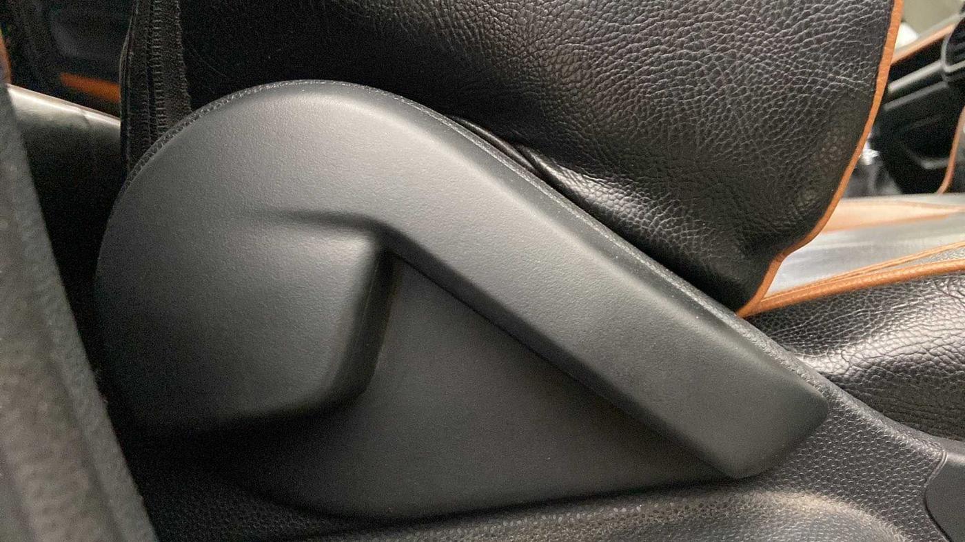 2019 Ford Ecosport TITANIUM 1.0L ECOBOOST SPORTS(SUNROOF), Petrol, Manual, 70,551 km, Driver Side Adjustment Panel
