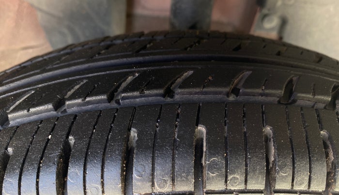 2016 Renault Kwid RXT 0.8, Petrol, Manual, 56,434 km, Right Front Tyre Tread