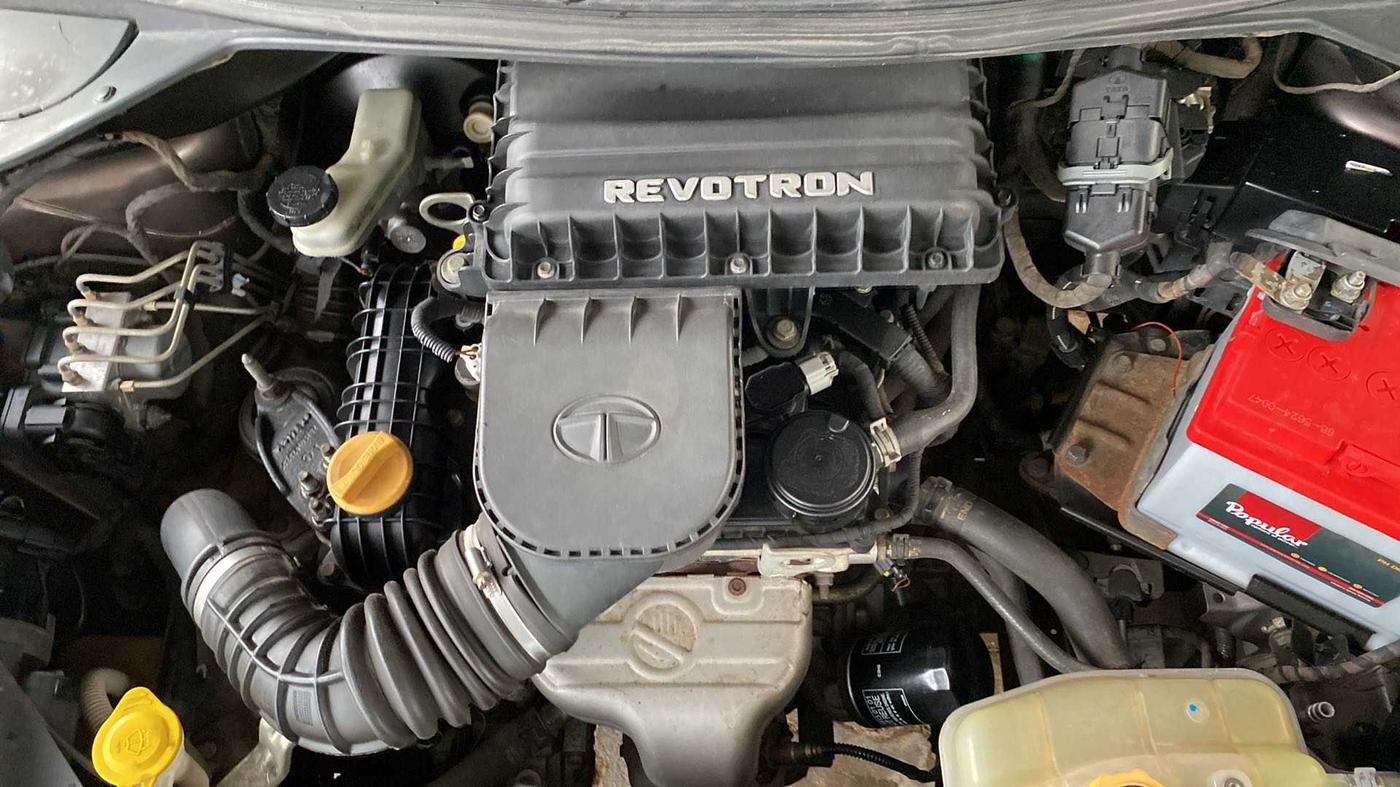 2017 Tata TIGOR XZ PETROL, Petrol, Manual, 95,488 km, Open Bonet