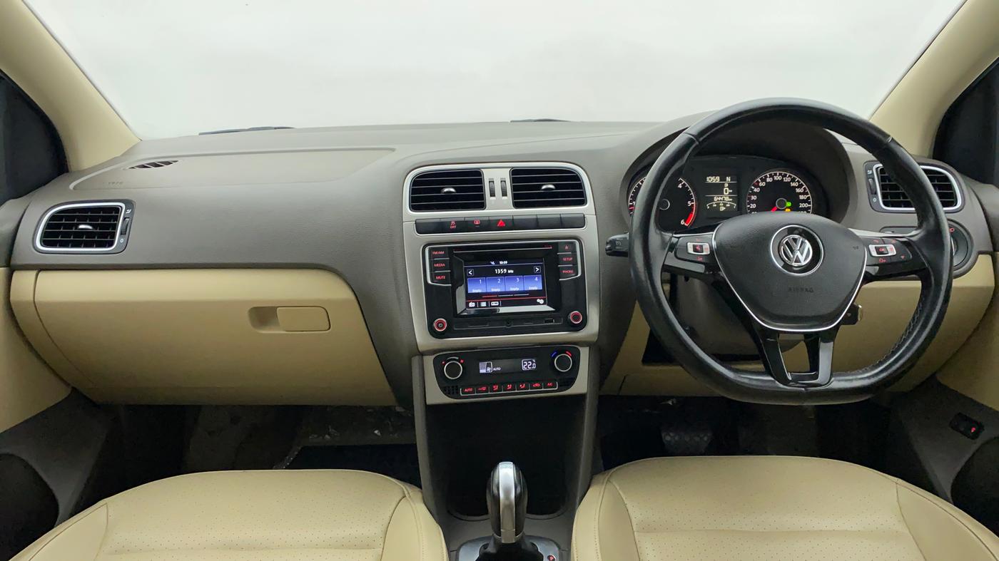 2017 Volkswagen Vento HIGHLINE TDI AT, Diesel, Automatic, 64,522 km, Dashboard
