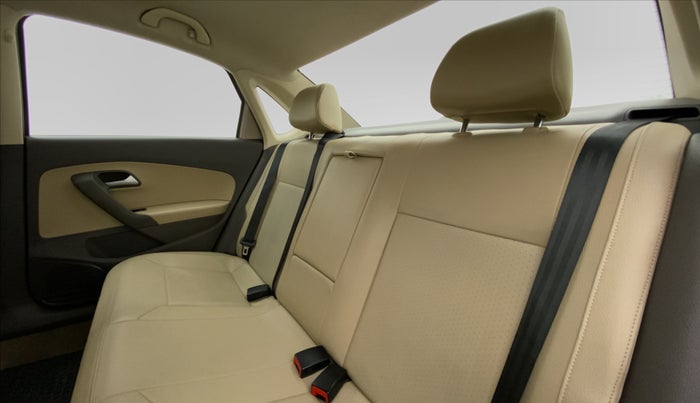 2017 Volkswagen Vento HIGHLINE TDI AT, Diesel, Automatic, 64,522 km, Right Side Rear Door Cabin