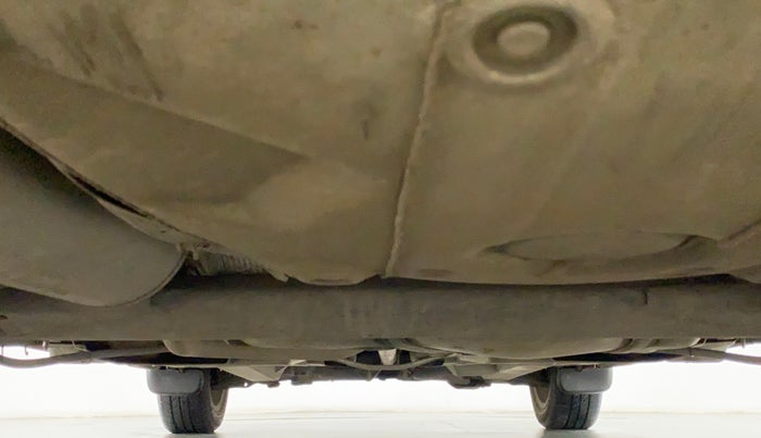 2017 Volkswagen Vento HIGHLINE TDI AT, Diesel, Automatic, 64,522 km, Rear Underbody