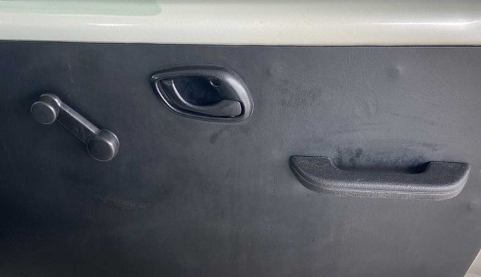 2018 Maruti Eeco 5 STR WITH A/C+HTR, Petrol, Manual, 40,862 km, Driver Side Door Panels Control