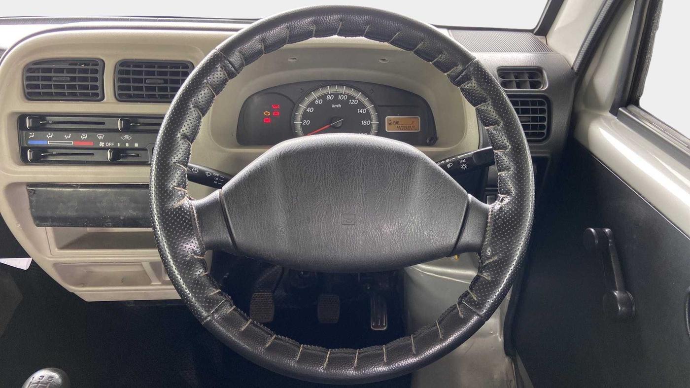 2018 Maruti Eeco 5 STR WITH A/C+HTR, Petrol, Manual, 40,862 km, Steering Wheel Close Up