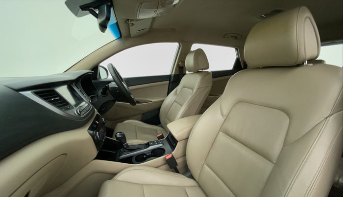 2016 Hyundai Tucson 2WD AT GLS DIESEL, Diesel, Automatic, 77,436 km, Right Side Front Door Cabin