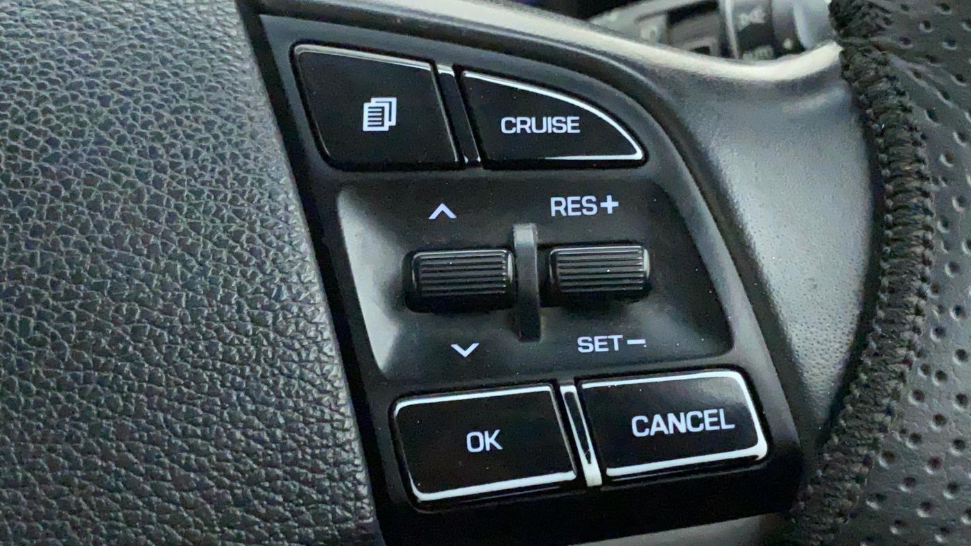 2016 Hyundai Tucson 2WD AT GLS DIESEL, Diesel, Automatic, 77,436 km, Adaptive Cruise Control