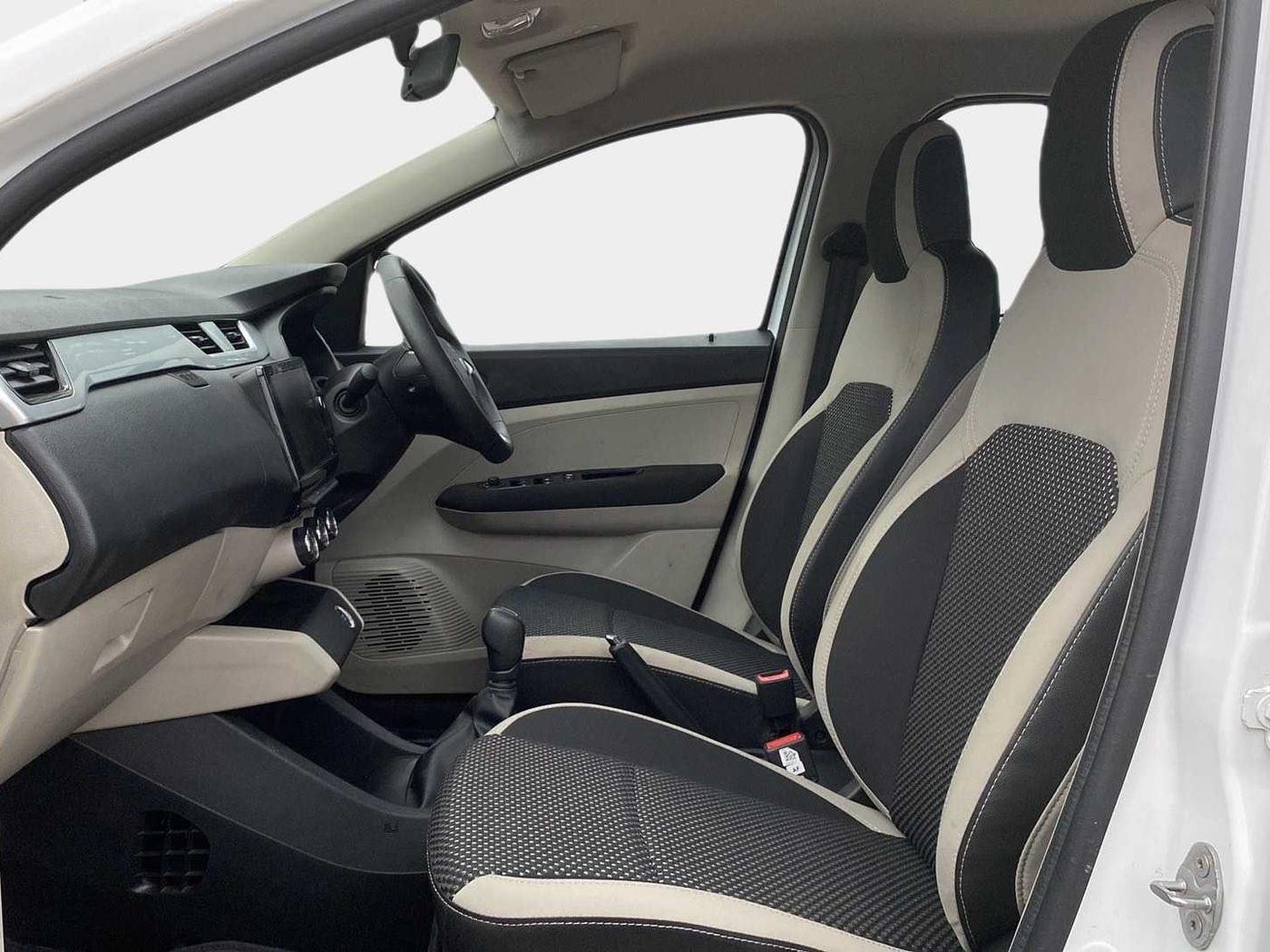 2020 Renault TRIBER RXZ AMT, Petrol, Automatic, 7,347 km, Right Side Front Door Cabin