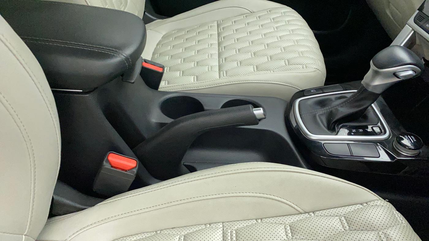 2022 KIA SELTOS HTX 1.5 CVT PETROL, Petrol, Automatic, 26,818 km, Gear Lever