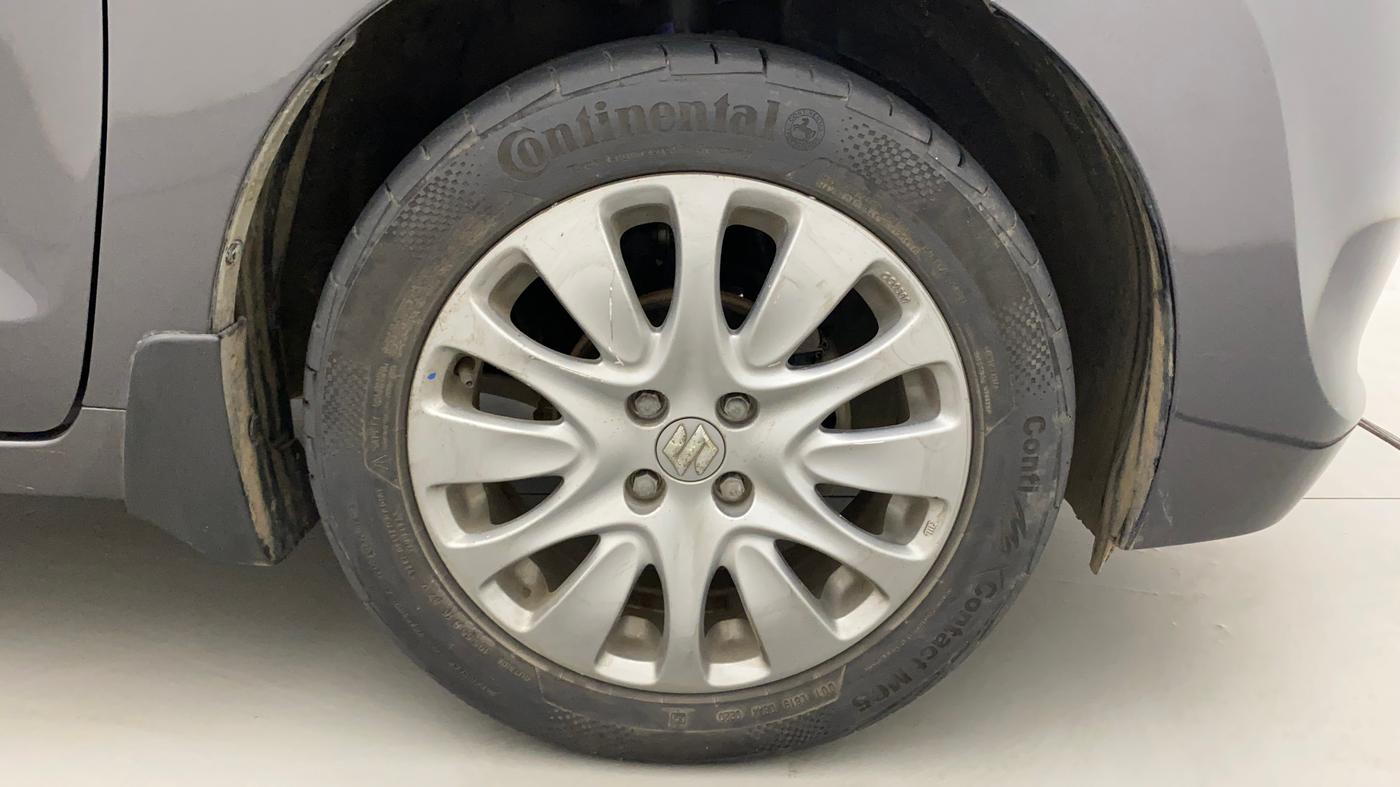 2016 Maruti Baleno ZETA PETROL 1.2, Petrol, Manual, 80,342 km, Right Front Wheel