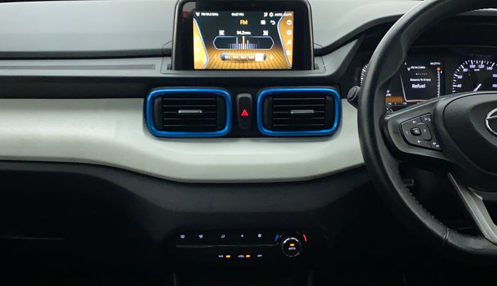 2022 Tata PUNCH CREATIVE AMT 1.2 RTN DUAL TONE, Petrol, Automatic, 11,206 km, Air Conditioner