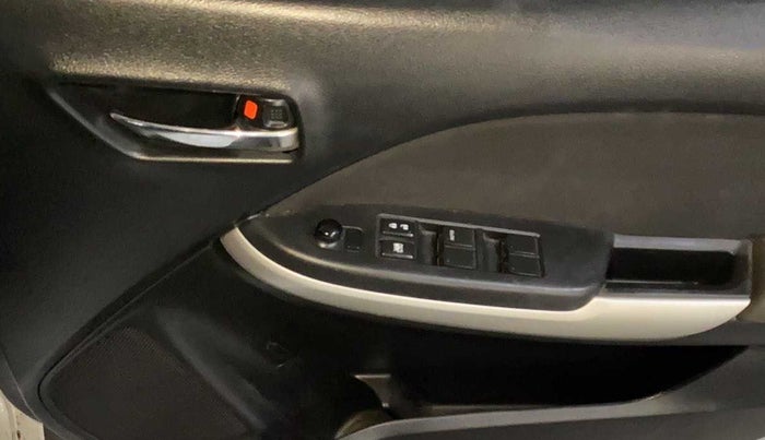 2017 Maruti Baleno DELTA PETROL 1.2, Petrol, Manual, 1,14,028 km, Driver Side Door Panels Control