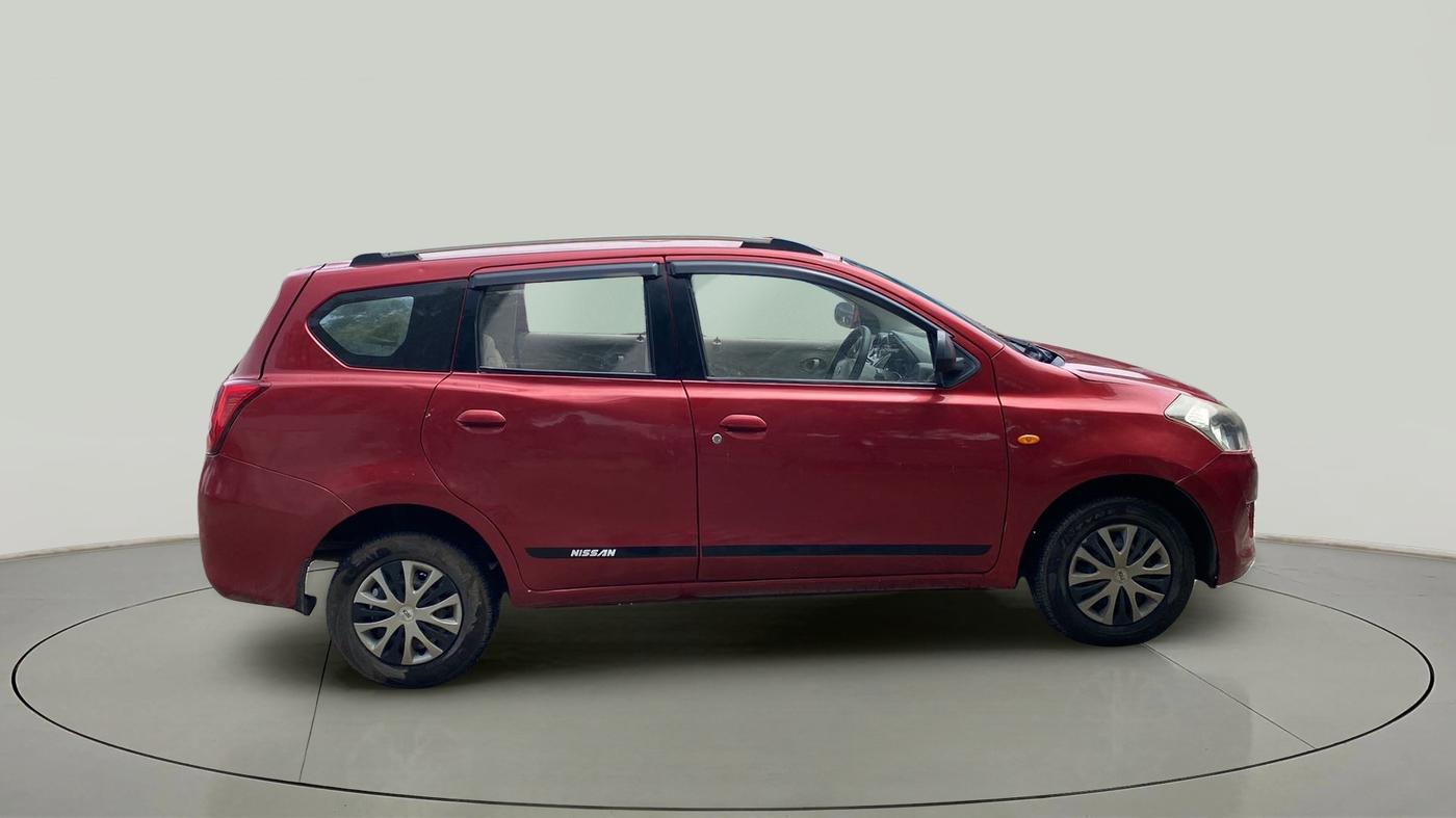 2015 Datsun Go Plus T, Petrol, Manual, 64,752 km, Right Side