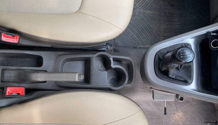 2013 Hyundai i10 MAGNA 1.2, Petrol, Manual, 63,182 km, Gear Lever